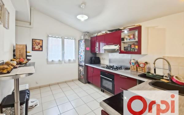 Maison à vendre    4 pièces •  Grenade