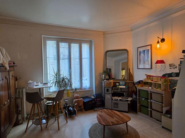 MANCELLE DE CHARME RÉNOVÉE. SECTEUR GARE NORD