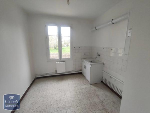 Appartement à louer 4 pièces 76.64m² Guéret (23000)