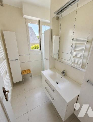 Maison familiale de caractère - 172 m² - À 300 mètres de la plage du Sillon

Située dans un q...