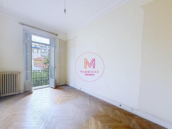 Appartement à NICE (06000)