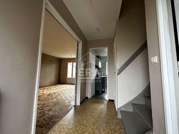 Maison à vendre, de 6 pièces située à Compiègne proche Centre de recherches UTC, Escom, Clinique Saint Côme