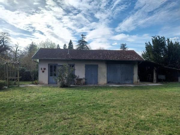 Maison Arcachonnaise 1938 – 150 m² – Terrain 1 250 m² – Centre de Salles