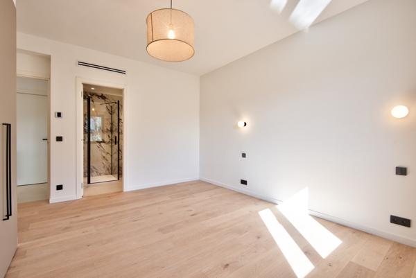 Maison à vendre  7 pièces - 205,47 m2 NICE - 06