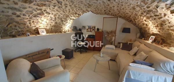 Maison de hameau en pierres de 139m²