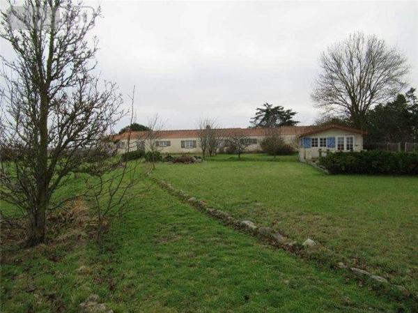 Maison individuelle à vendre à Bouin en Vendée (85230), ref : 999/M/1999-85092