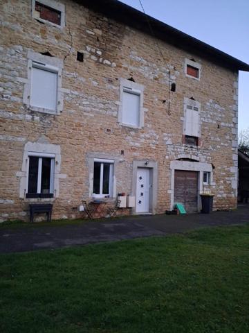 Appartement à louer à Hautecourt-Romanèche dans l'Ain (01250), ref : 01083-L138