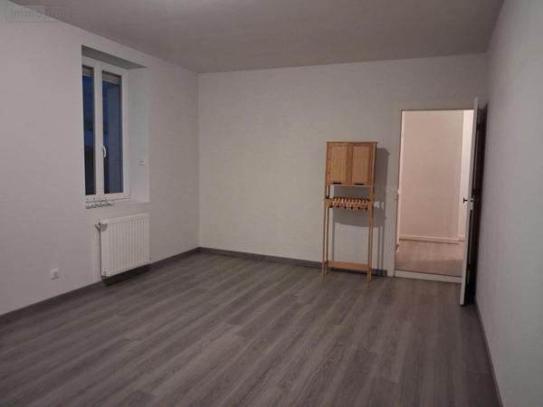 Appartement à louer à Hautecourt-Romanèche dans l'Ain (01250), ref : 01083-L138