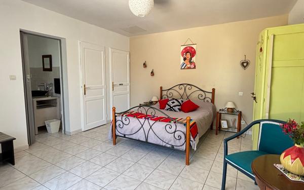 Maison à vendre    10 pièces •  Bourcefranc-le-Chapus