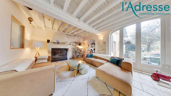 Maison d'exception hyper centre ville 7 pièce(s) 202 m2