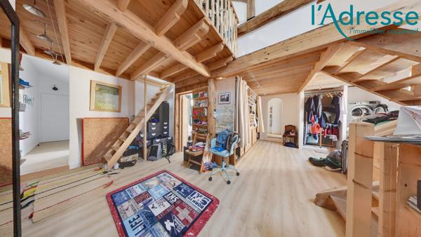 Maison d'exception hyper centre ville 7 pièce(s) 202 m2