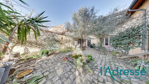 Maison d'exception hyper centre ville 7 pièce(s) 202 m2