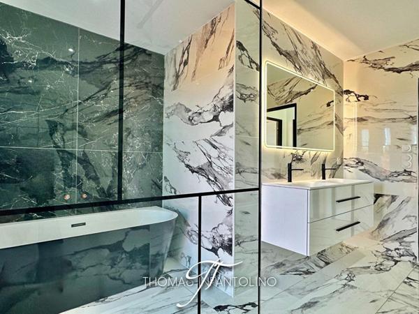 VILLA D'ARCHITECTE 175 M2 - PISCINE - VUE MONTAGNE NOIRE - GARAGE