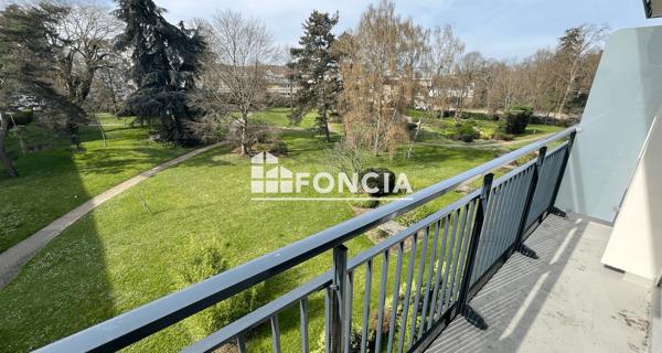 Location Appartement 3 pièces 87.84 m² - Châtenay-malabry 92290