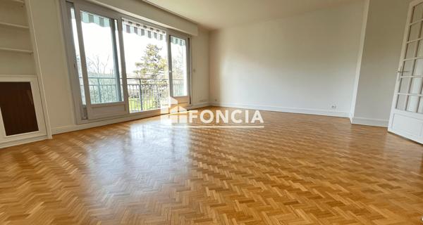 Location Appartement 3 pièces 87.84 m² - Châtenay-malabry 92290