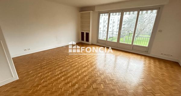Location Appartement 3 pièces 87.84 m² - Châtenay-malabry 92290