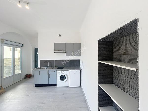 Charmant studio à Vendre à La Seyne sur Mer Quartier La Donicarde