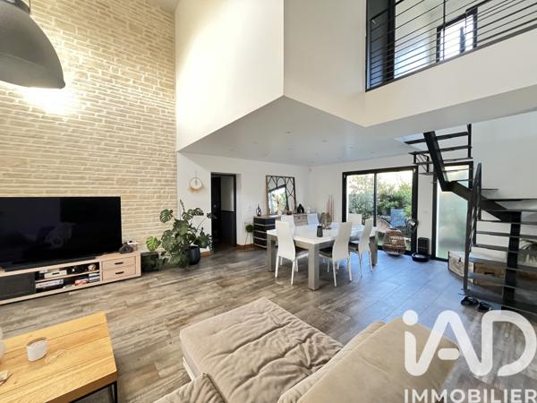 Maison à vendre 7 pièces 187 m² Saint-Jean-d'Illac