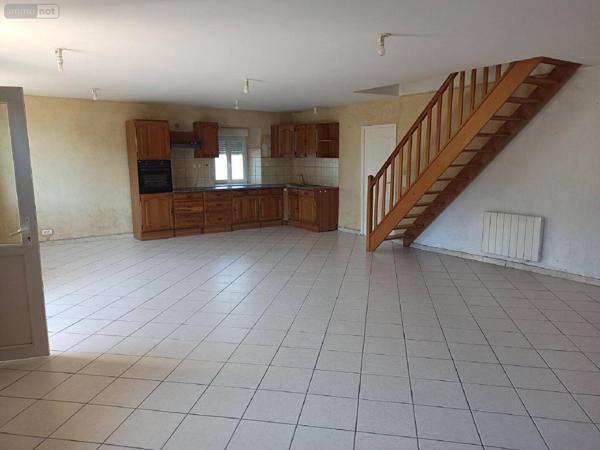 Maison à vendre à Combourg en Ille-et-Vilaine (35270), ref : 091-631   
COMBOURG