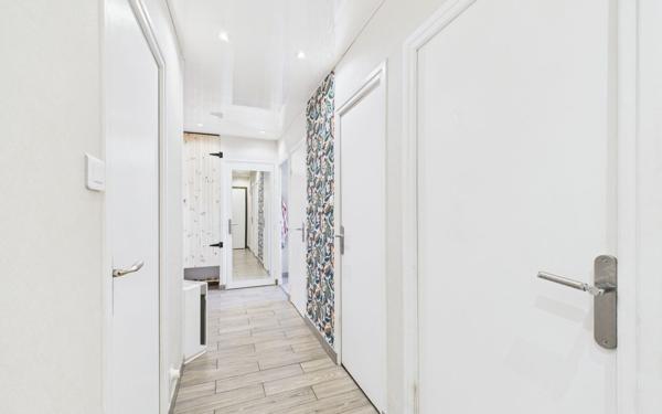 Appartement à vendre    3 pièces •  Grenoble