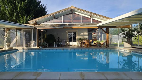 Eauze (32800) MAISON T7 - 162M² EN CAMPAGNE AVEC TERRAIN DE 6800M² ET DEPENDANCE / EAUZE