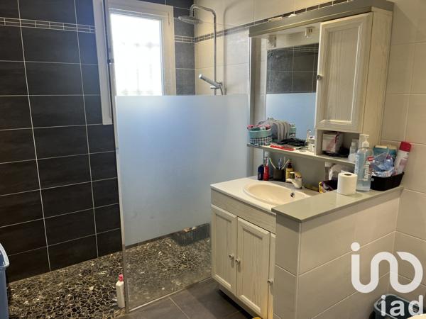 Maison 5 pièces de 93 m² à Parthenay (79200)