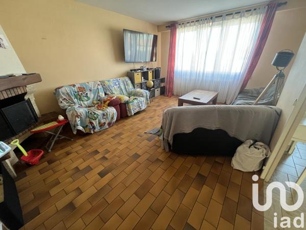 Maison 5 pièces de 93 m² à Parthenay (79200)