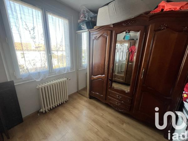 Maison 5 pièces de 93 m² à Parthenay (79200)