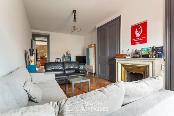 Duplex de caractère au dernier étage avec ascenseur et vue Saône