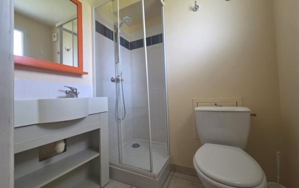 Vente Appartement P2 Résidence VUE MER à rafraîchir Les sables-d'olonne   