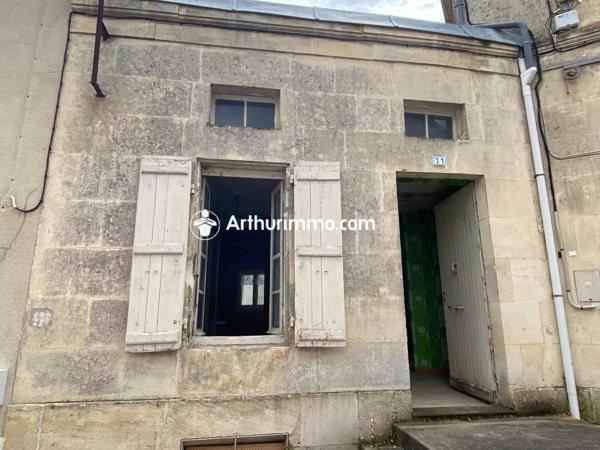 Vente                                                      Maison
                        
                     3 pièces                      39 m2                     à Matha