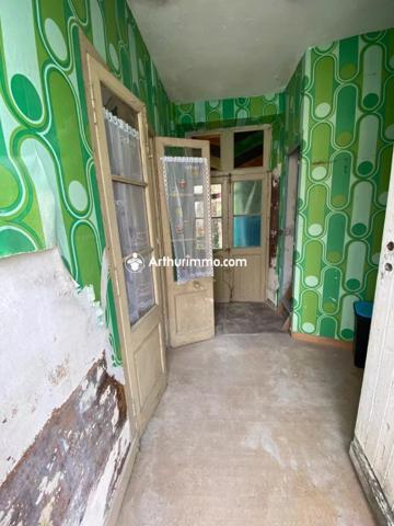 Vente                                                      Maison
                        
                     3 pièces                      39 m2                     à Matha
