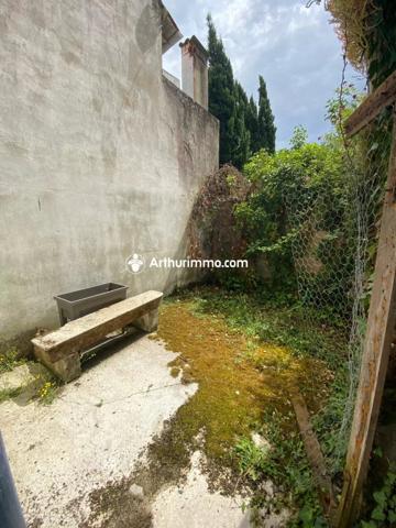 Vente                                                      Maison
                        
                     3 pièces                      39 m2                     à Matha
