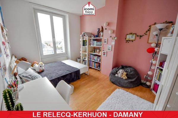 A VENDRE - MAISON T8 205M² - 6 CHAMBRES POSSIBLE 7 - GARAGE 30M² - SUR TERRAIN CLOS DE 583M²