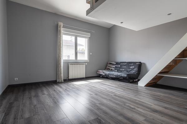 Maison de 212 m² (intersection Rillieux/Caluire/Sathonay) avec Piscine