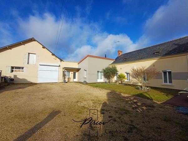 Maison - plain pied - grands garages dont accueil camping car