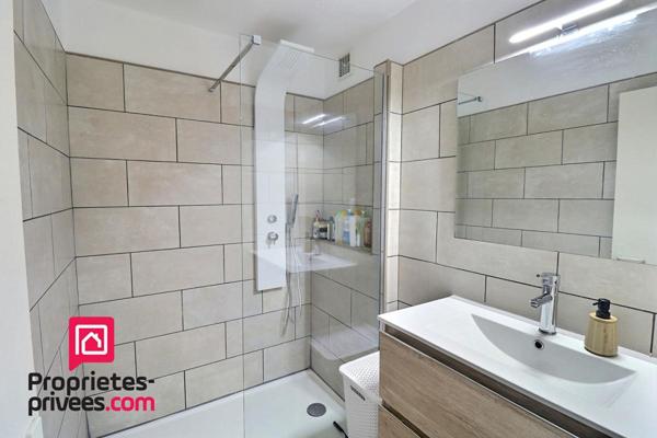 Appartement 2 chambres 72 m2, cave et garage