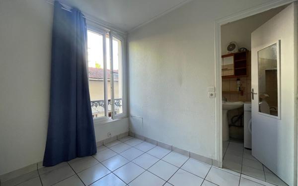 Appartement à vendre    2 pièces • 24,64 m2 Arcueil