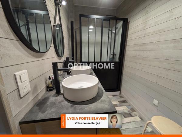 CHARMANTE MAISON EN PIERRE AVEC FORT POTENTIEL -