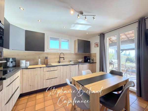 Maison à vendre 5 pièces THEZE (04) 1465 m² TERRAIN PISCINE