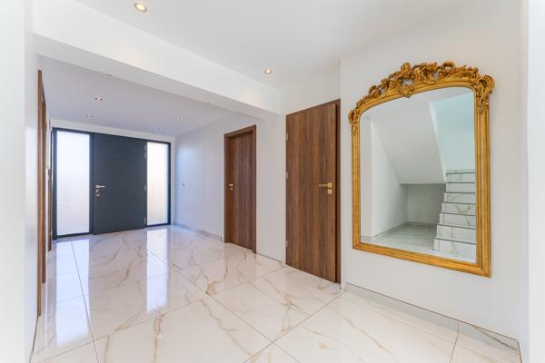 Villeurbanne (69100) Maison avec terrain 7 pièces 170m²