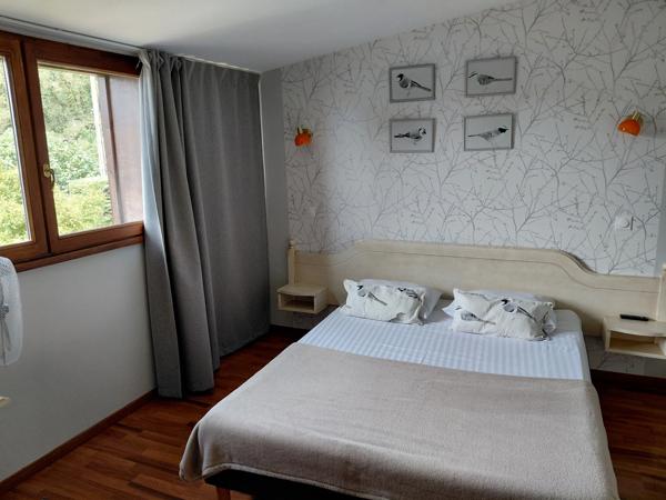 Fonds de commerce et murs à vendre NOUILHAN (65) : hôtel-restaurant + maison d'habitation