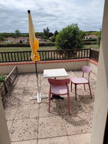 Fonds de commerce et murs à vendre NOUILHAN (65) : hôtel-restaurant + maison d'habitation