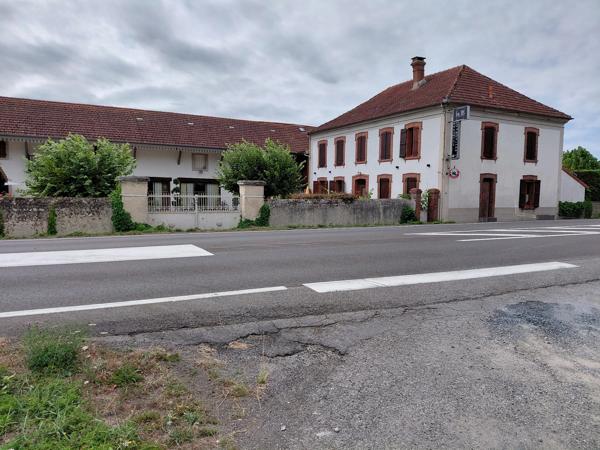 Fonds de commerce et murs à vendre NOUILHAN (65) : hôtel-restaurant + maison d'habitation