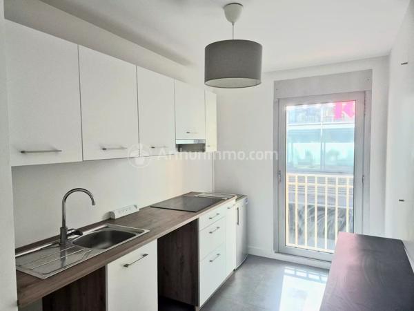 Vente                                                      Appartement
                        
                     2 pièces                      44 m2                     à Clermont-Ferrand