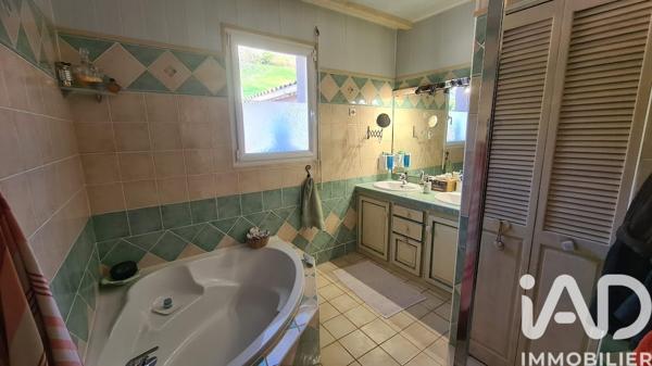Maison à vendre 5 pièces 180 m² Saint-Romain-le-Noble