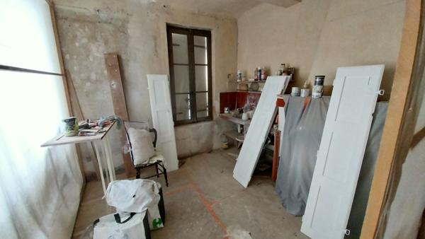 Immeuble
                                                                                                                                                
                                                                                                                                                
                                                                                                                                                
                                                    
                                                                                                                                                                                                                                                                                                                        229  m²                                                                                                                                                                                                         4 etage(s)