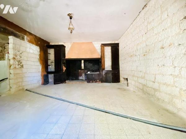 Maison de 69m2 à réhabiliter entièrement sur 400m2 