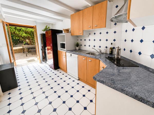 Appartement
         2 pièces
        - 48 m² Exclusivité 199 500 € *