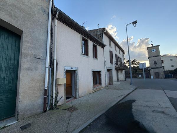 Location maison de village T4 104.41m² proche Trèbes et Carcassonne avec bureau et rangements